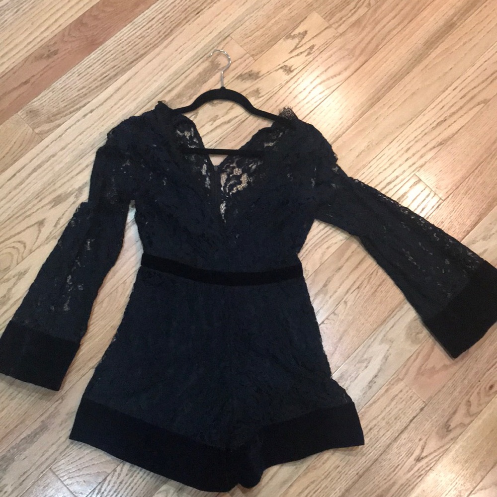 Long sleeve lace romper